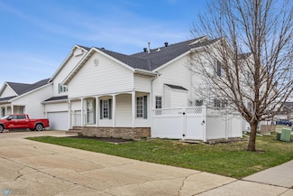 6207 16th St S, Fargo, ND 58104