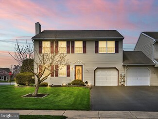 202 Forest Cir, Palmyra, PA 17078