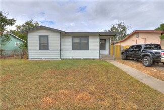 1109 Prince Dr, Corpus Christi, TX 78412