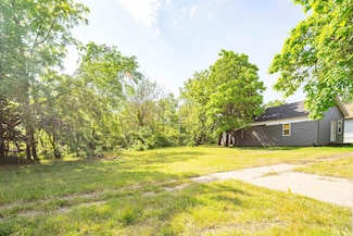 225 College St, South Bend, IN 46628