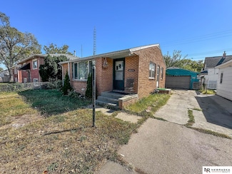 2315 F St, Lincoln, NE 68510