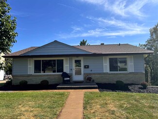 405 S Ellwood St, Dodgeville, WI 53533