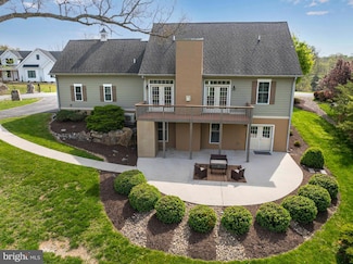 12 Briar Mountain Dr, Shepherdstown, WV 25443