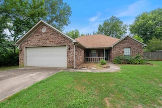 53 E Main St, Greenbrier, AR 72058