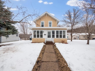 825 2nd Ave NE, Glenwood, MN 56334