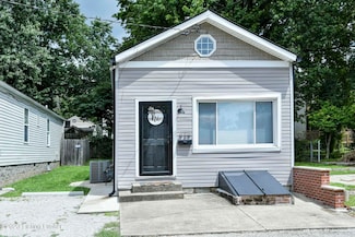 929 Schiller Ct, Louisville, KY 40204