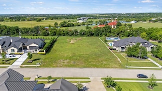 520 Lodge Hill Dr, Heath, TX 75032