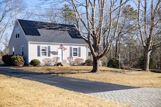 21 River Run, Mashpee, MA 02649