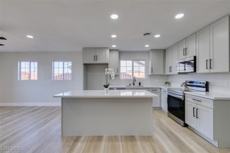 4360 El Tovar Rd, Las Vegas, NV 89115