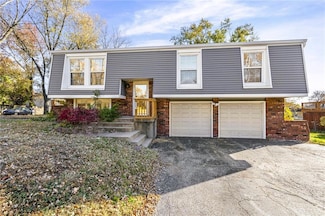 8809 N Main St, Kansas City, MO 64155