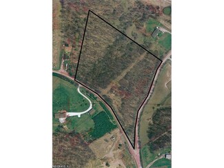 9999 Beans Rd SE, Sherrodsville, OH 44675