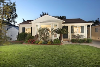 17525 Hamlin St, Van Nuys, CA 91406
