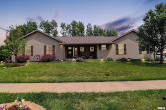 1635 Kingsbury Rd, Washington, IL 61571