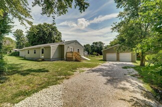 5294 East Ave, Morrisville, MO 65710