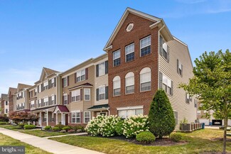 2043 Morgan Hill Dr Unit M23, Pennsburg, PA 18073
