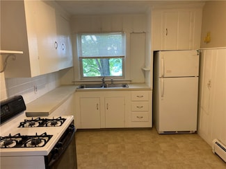 1620 Smith St, North Providence, RI 02911