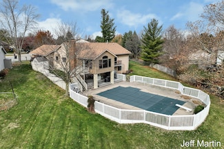 4470 Wintergreen Dr SE, Grand Rapids, MI 49512