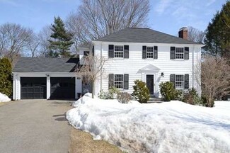 30 Priscilla Cir, Wellesley Hills, MA 02481