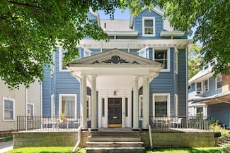 152 Stratford Rd, Brooklyn, NY 11218