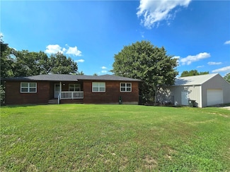 638 County Road 640, Green Forest, AR 72638