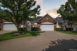 10172 Clarkshire Ct, South Lyon, MI 48178