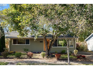 9313 N Hodge Ave, Portland, OR 97203