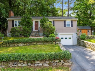 1 Bow St, Wellesley Hills, MA 02481