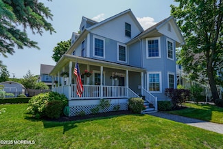 88 3rd Ave, Atlantic Highlands, NJ 07716