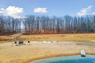 12410 124th Ave, Grand Haven, MI 49417