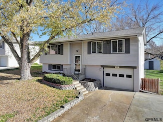 108 Brentwood Ave, Hickman, NE 68372