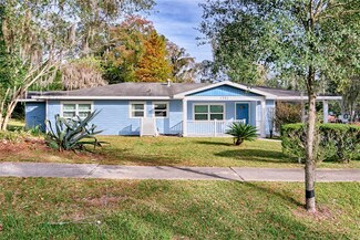 1721 SE 27th St, Gainesville, FL 32641