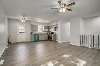 5416 E 97th St, Kansas City, MO 64137