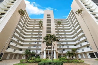 11 Bluebill Ave Unit 804, Naples, FL 34108