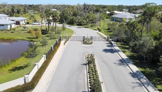 2420 Noble Oaks Ln, White City, FL 34981