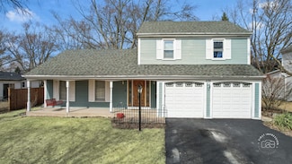 209 E 12th Ave, Naperville, IL 60563