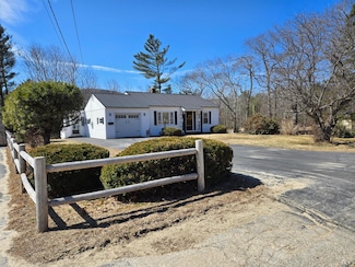 191 Roxbury Rd, Mexico, ME 04257