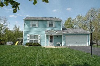 4001 Hale Ln Unit 10, Island Lake, IL 60042
