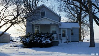 112 S Wright St, Wheatland, IA 52777