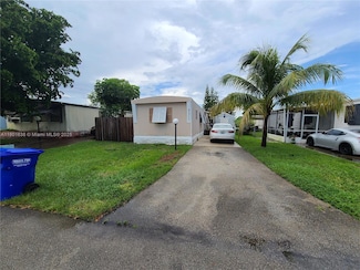 21711 NW 7th Ct, Pembroke Pines, FL 33029