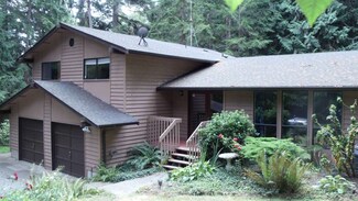 5499 NE Laura Loop, Poulsbo, WA 98370
