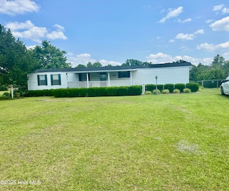 168 Greenfield Estate Rd, Whiteville, NC 28472