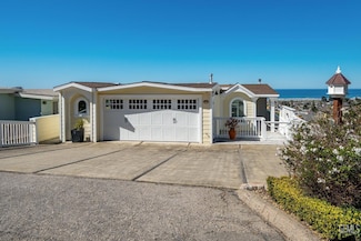 2587 Laurel Ave, Morro Bay, CA 93442