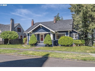 721 Jefferson St, Oregon City, OR 97045