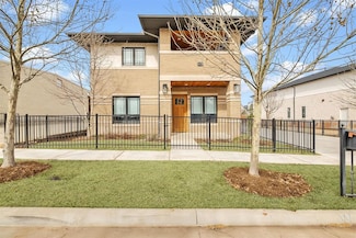 923 NW 43rd St, Oklahoma City, OK 73118