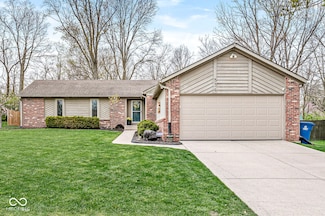 334 Stonehedge Dr, Carmel, IN 46032