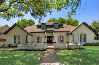 8719 Arbor Park Dr, Dallas, TX 75243