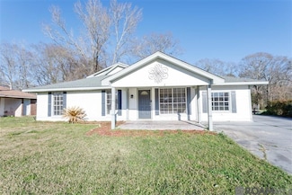 13202 Morvant Rd, Baker, LA 70714