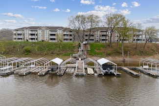 603 Sandy Point Rd Unit 111, Harpers Ferry, IA 52146