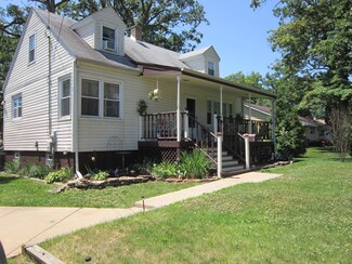 7225 W 110th St, Worth, IL 60482
