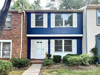 8234 Knights Bridge Rd, Charlotte, NC 28210